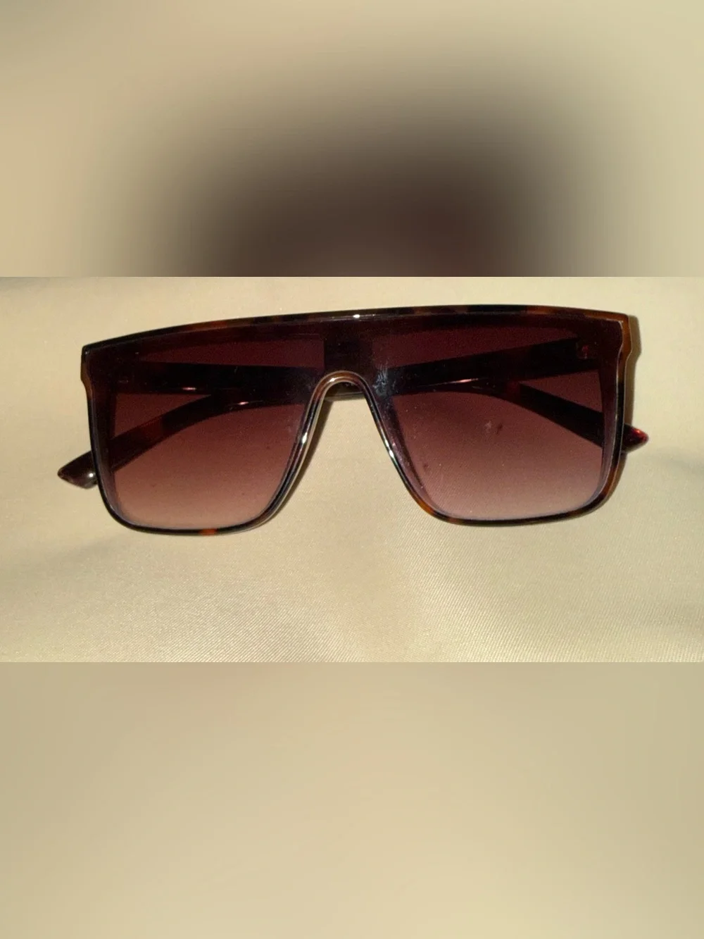 Tortoiseshell Women's Shield‎ Sunglasses - Brown Lenses